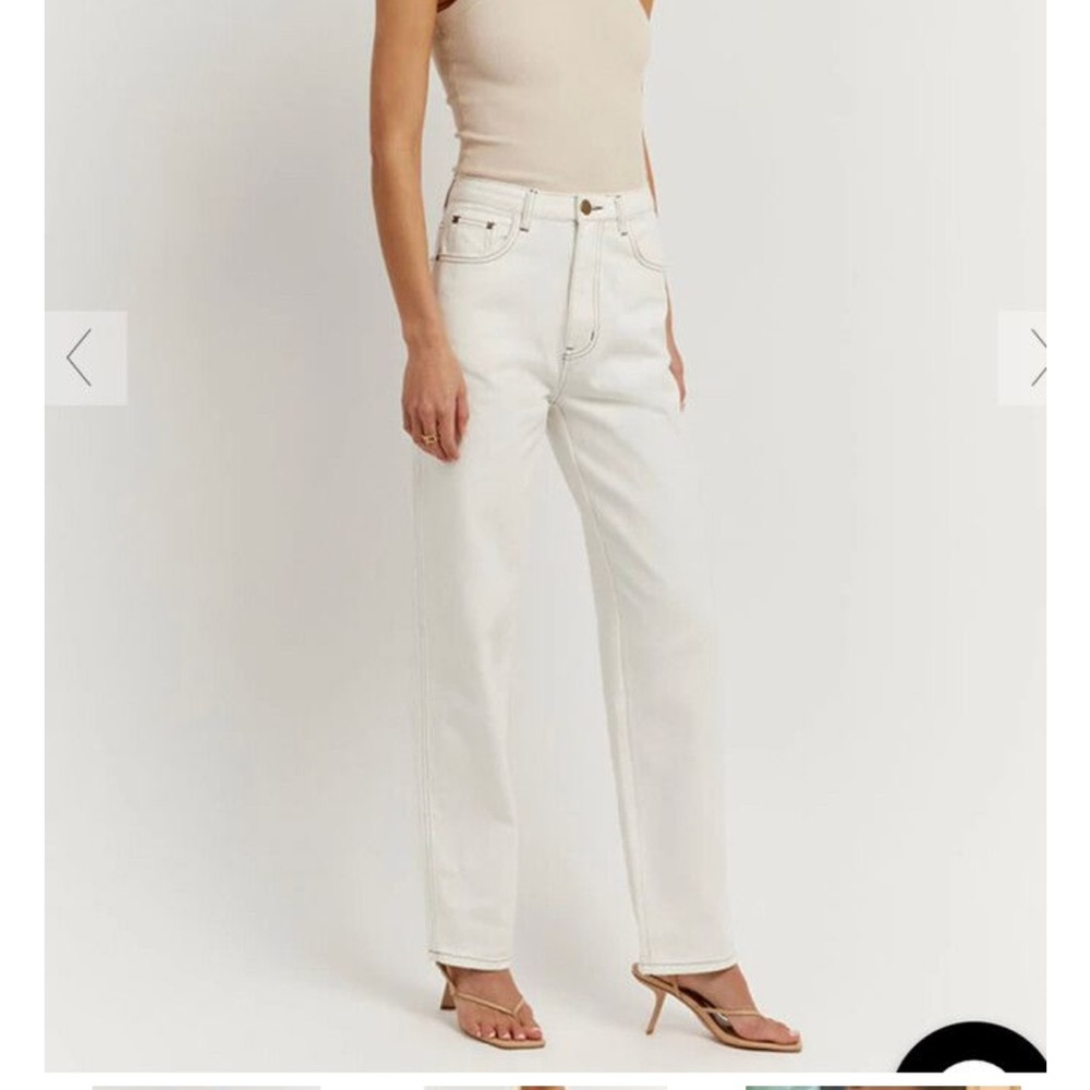 NWT Dissh White Jeans